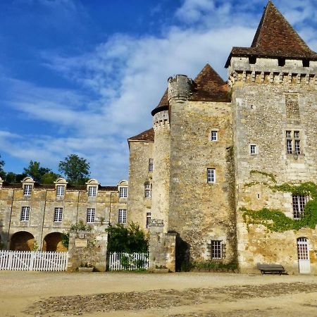 Villa The Tower à Les Dognons Extérieur photo